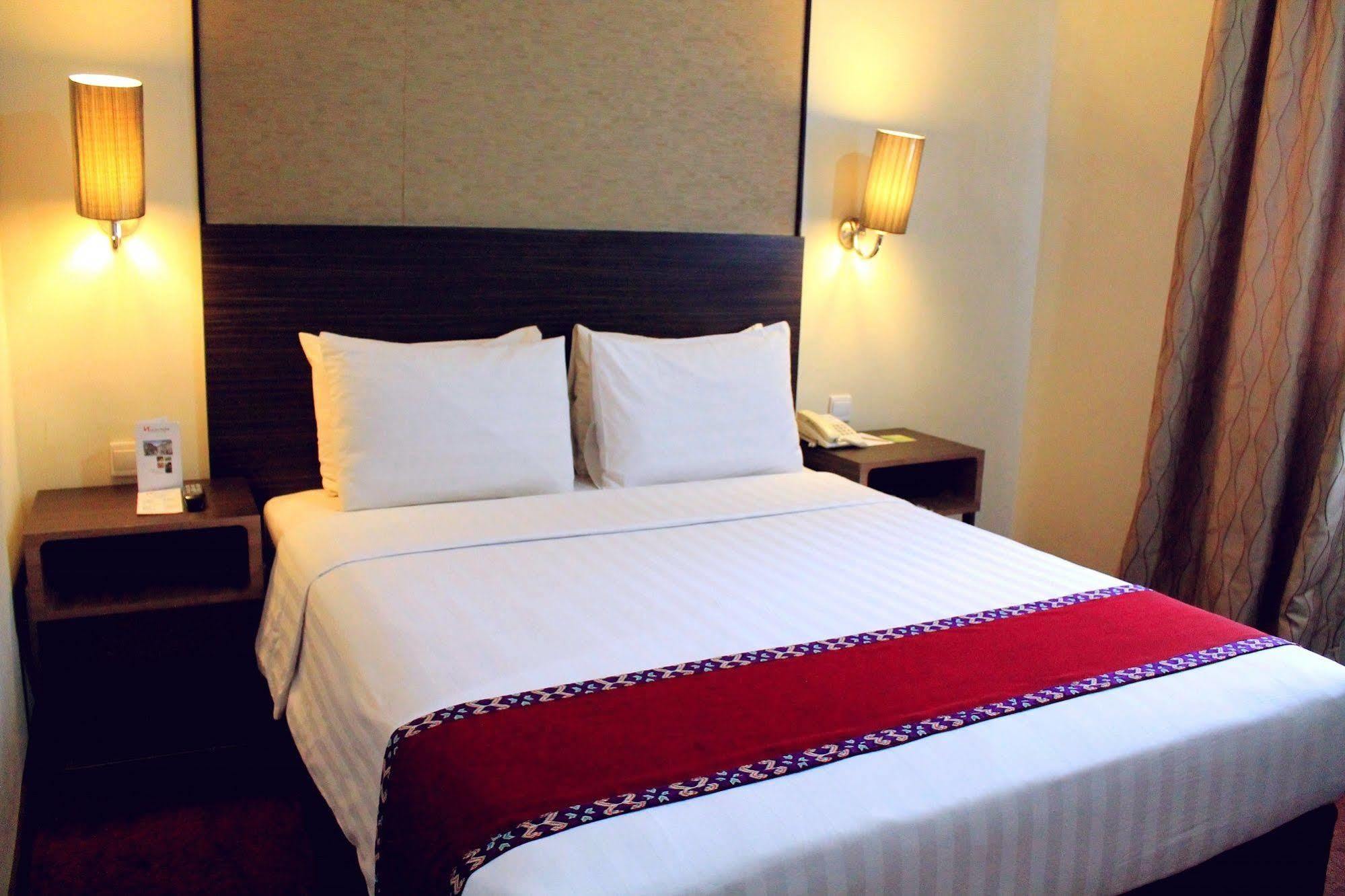 Swiss-Belinn Pangkalan Bun Exterior photo