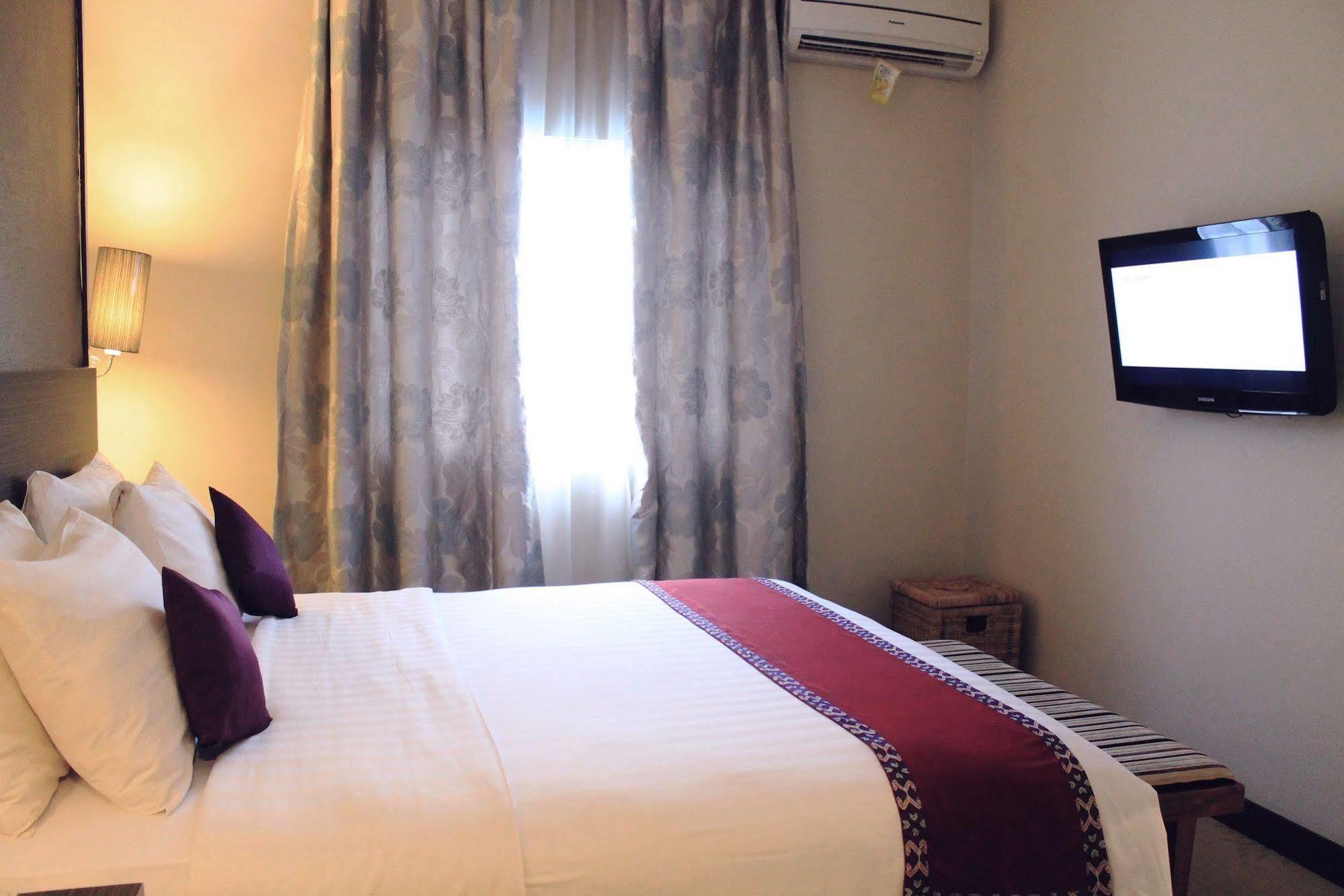 Swiss-Belinn Pangkalan Bun Exterior photo